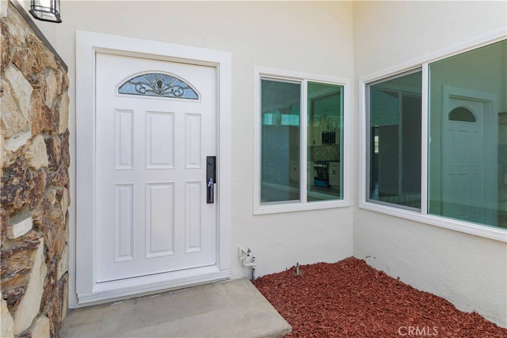 Corona, CA 92882,1080 Alta Loma DR