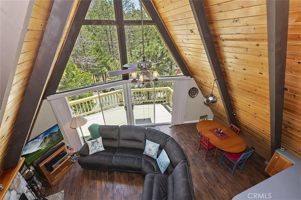 Lake Arrowhead, CA 92352,27364 Alpen DR