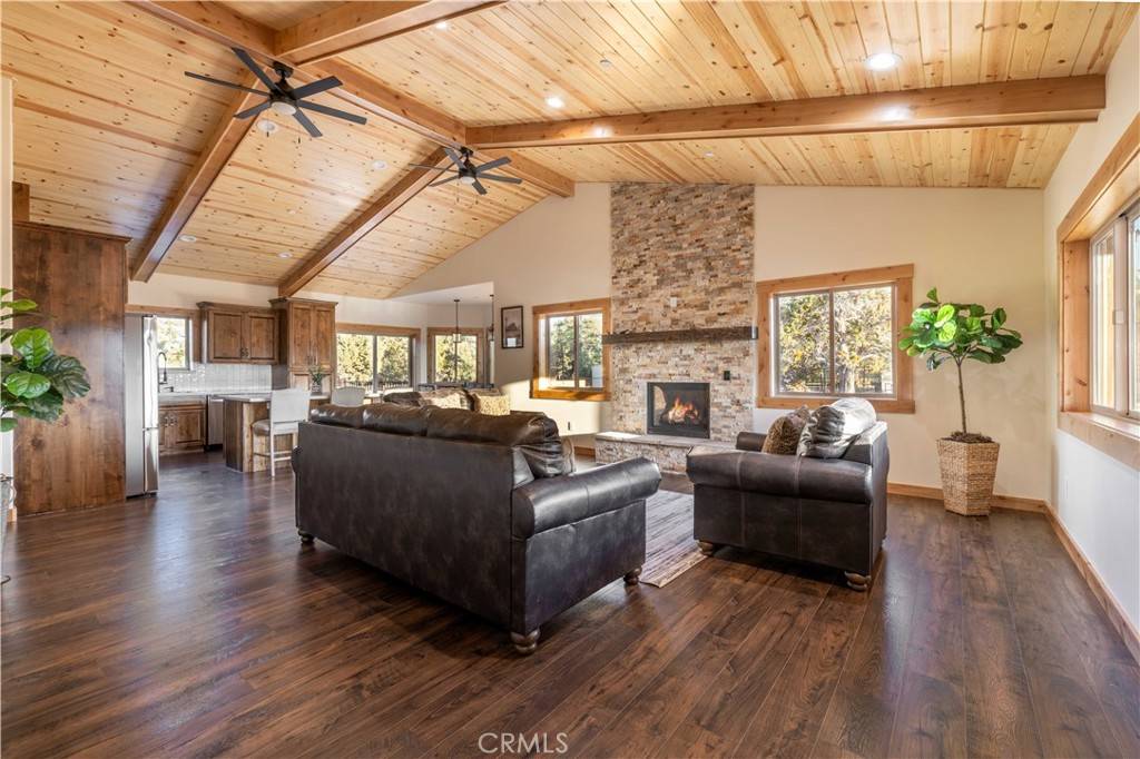 Sugarloaf, CA 92386,223 Dixie Lee Lane LN