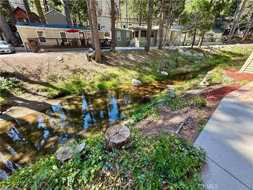 Lake Arrowhead, CA 92352,27500 State Highway 189 #14