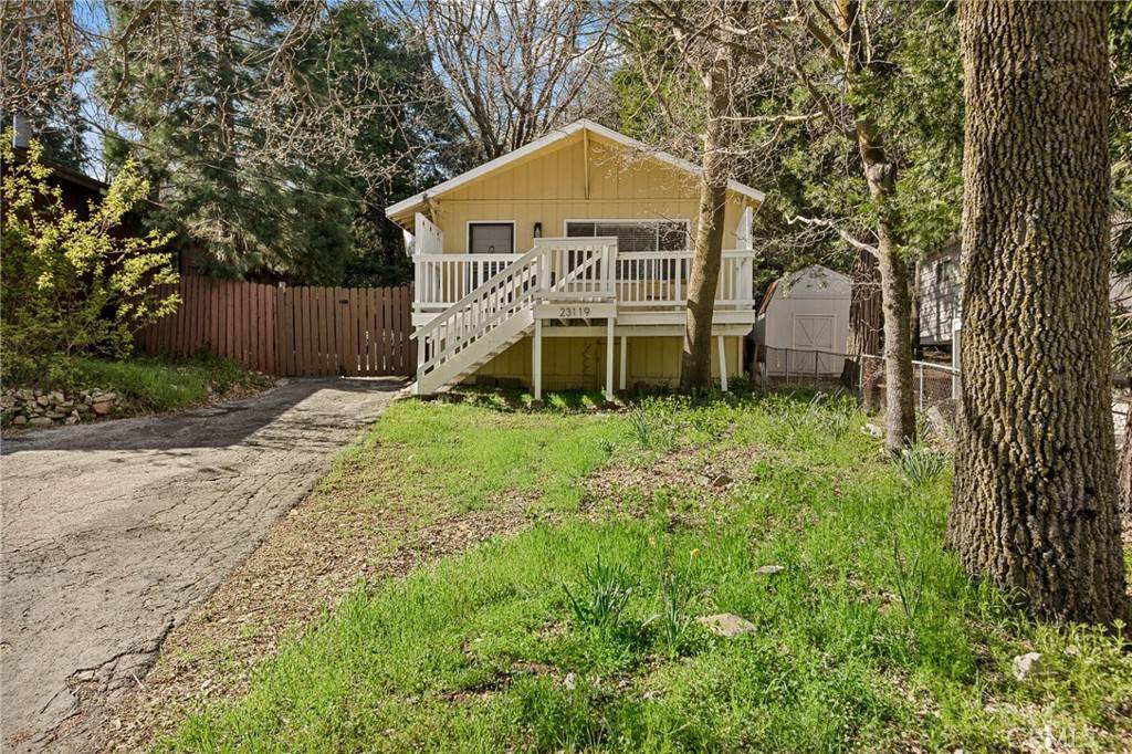 Crestline, CA 92325,23119 Balsam LN