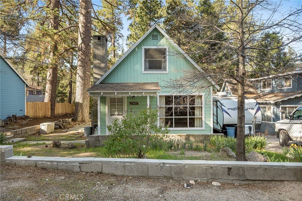 Crestline, CA 92325,23053 Pine LN