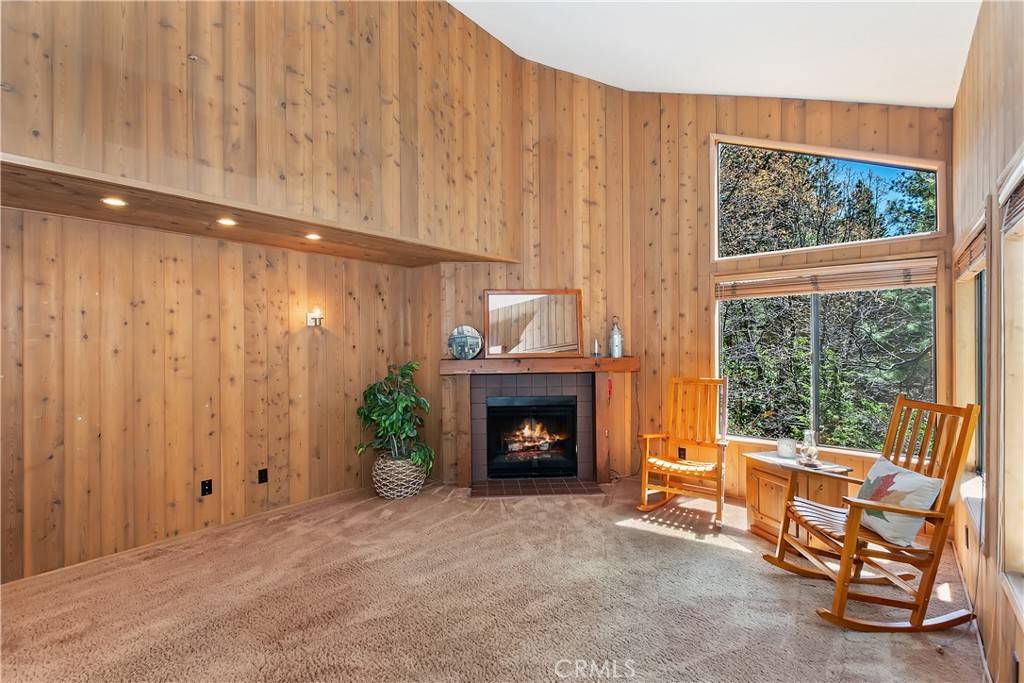 Lake Arrowhead, CA 92352,27657 Peninsula Drive #115