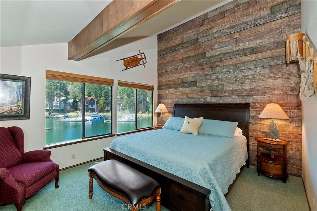 Lake Arrowhead, CA 92352,27721 Peninsula Drive #217