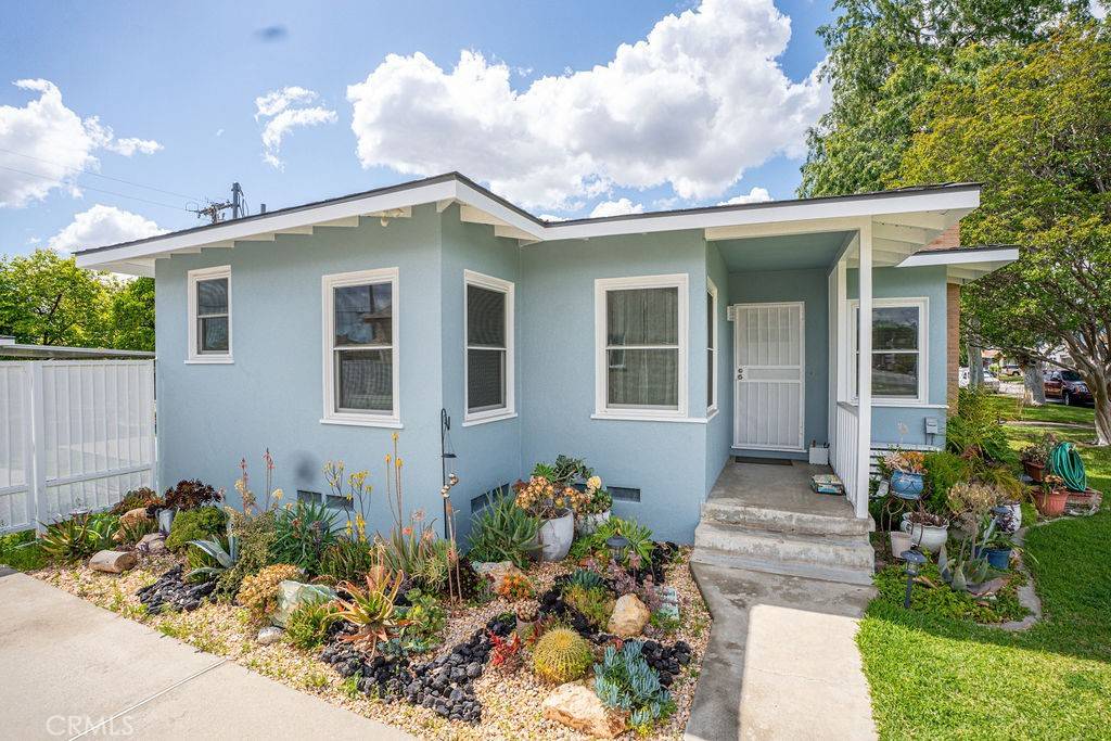 West Covina, CA 91790,2304 W Macdevitt ST