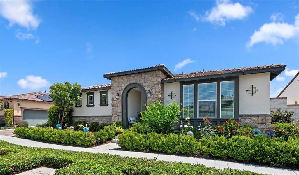 Ontario, CA 91761,4551 S Luna Privado