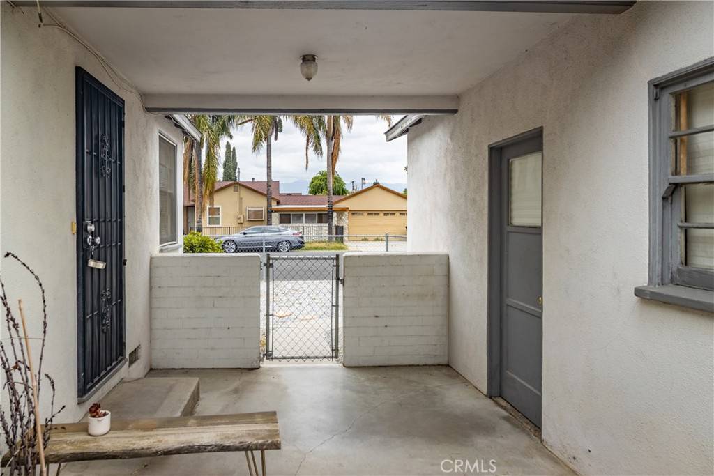 Redlands, CA 92373,10609 Mountain View AVE