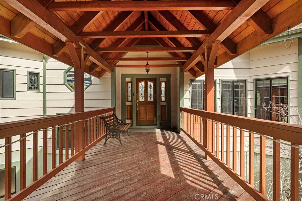 Running Springs, CA 92382,32424 Snowshoe LN