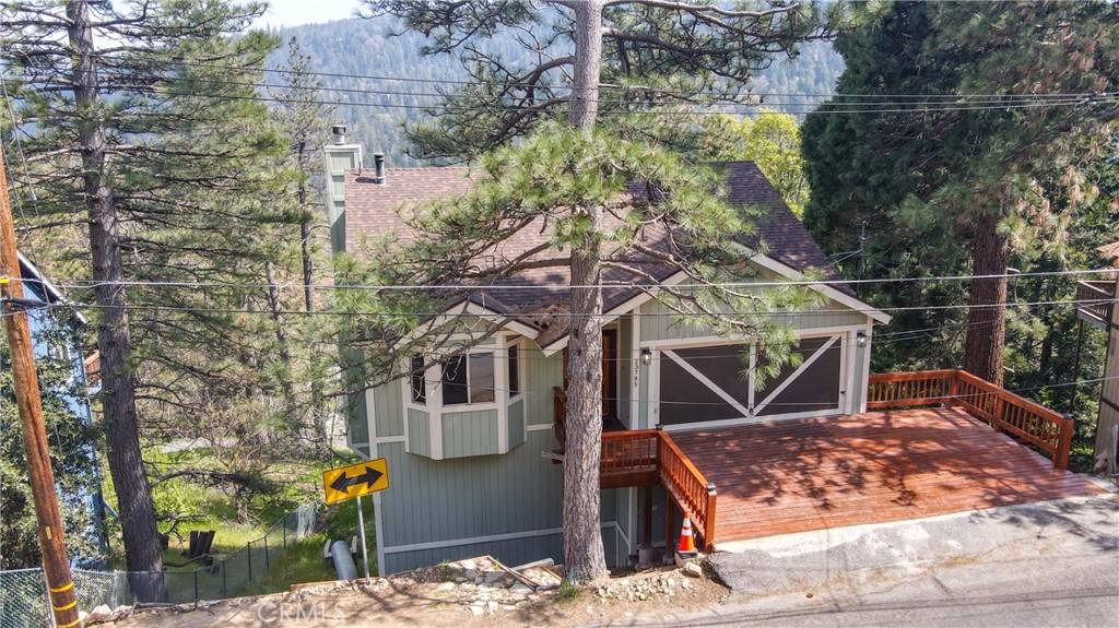 Crestline, CA 92325,23785 Zurich DR