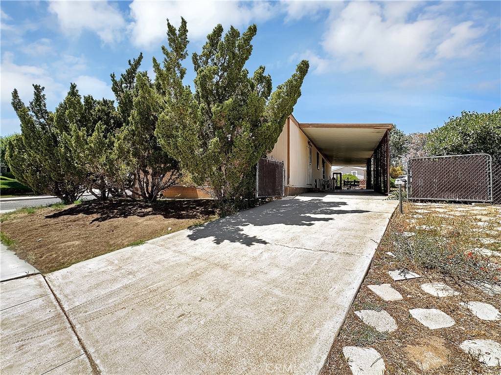 Victorville, CA 92395,13898 Trinidad CT
