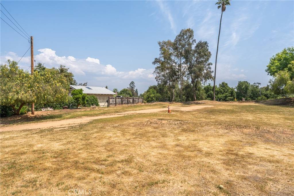 Redlands, CA 92373,0 W Sunset DR
