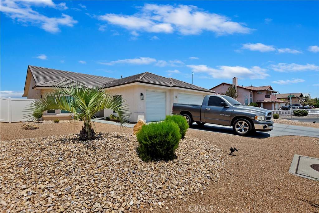 Victorville, CA 92395,14027 Driftwood DR