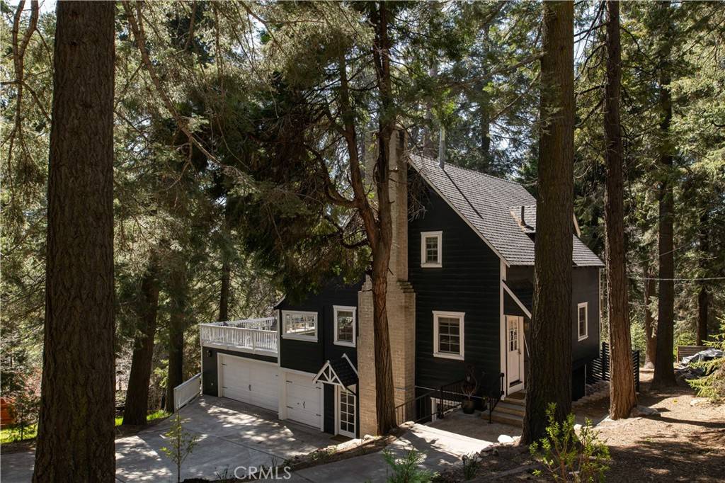 Lake Arrowhead, CA 92385,920 Oak RD
