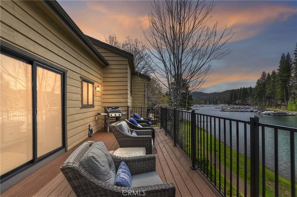 Lake Arrowhead, CA 92352,27657 Peninsula DR #122