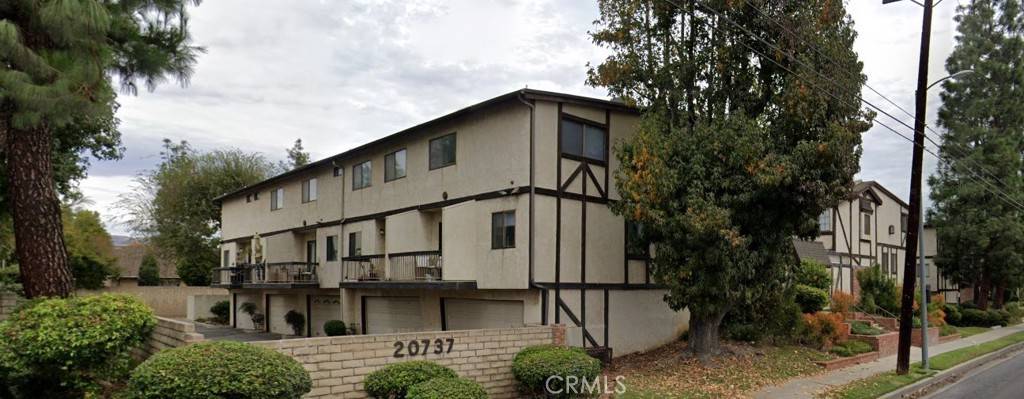 Winnetka, CA 91306,20737 Roscoe BLVD #301