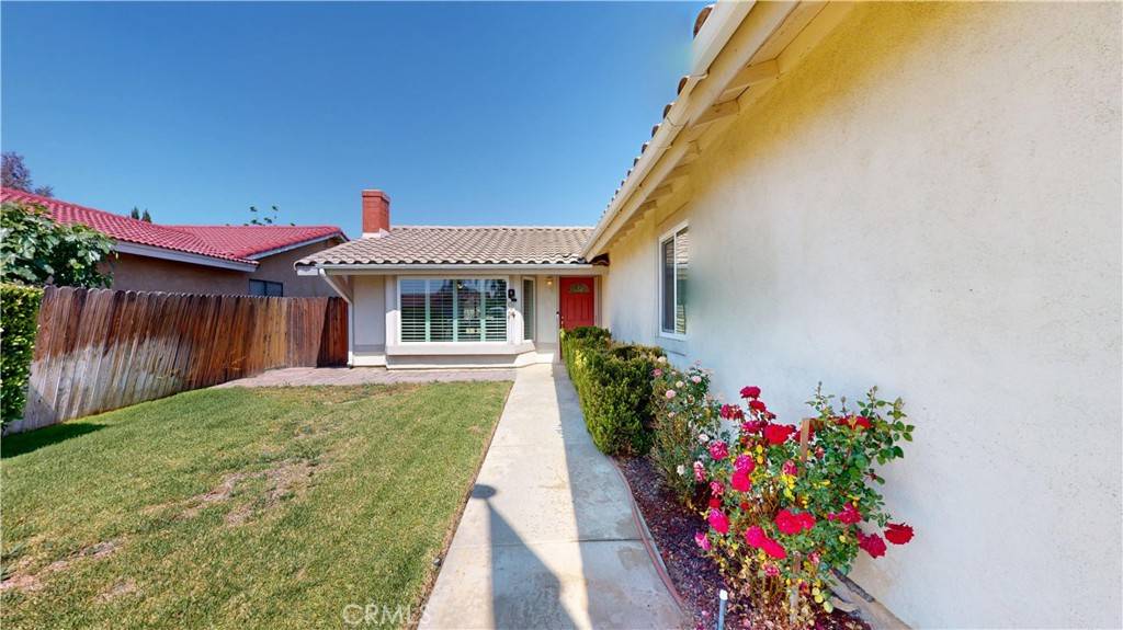 Lake Elsinore, CA 92530,279 White Oak RD