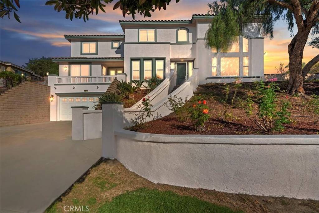 Corona, CA 92882,975 Manor WAY