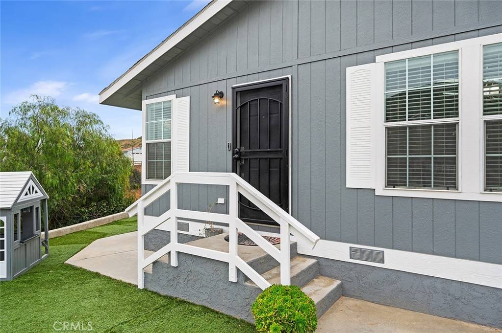 Menifee, CA 92587,28170 Montana ST