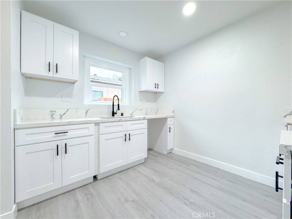 Long Beach, CA 90805,5557 Lemon AVE