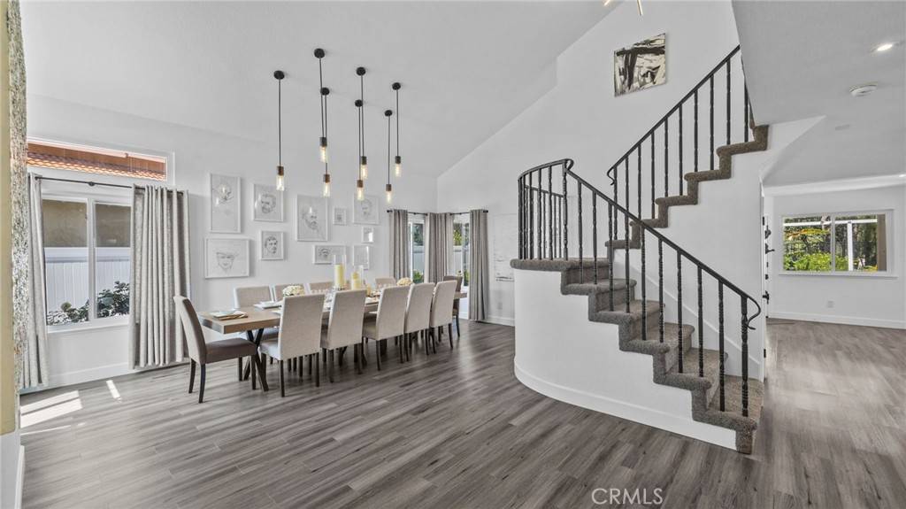 Corona, CA 92879,1385 Cresta RD