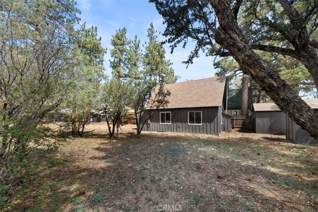 Sugarloaf, CA 92386,441 Sunset LN