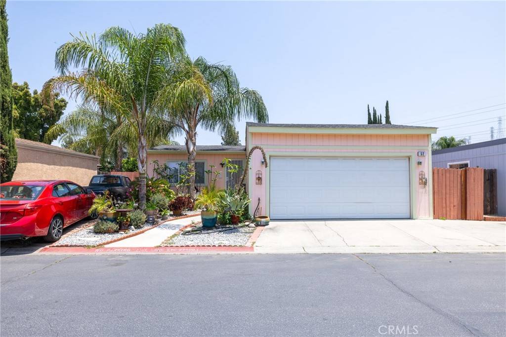 Colton, CA 92324,700 E Washington ST #52