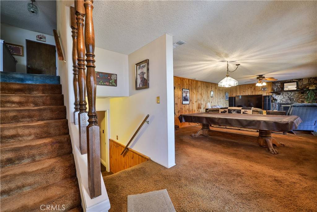 Crestline, CA 92325,22972 Valley View DR