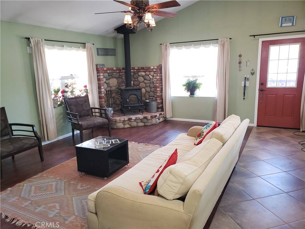Big Bear City, CA 92314,45385 5th ST