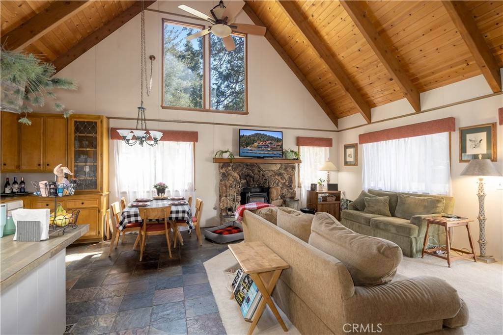 Lake Arrowhead, CA 92352,26937 Tunnel DR