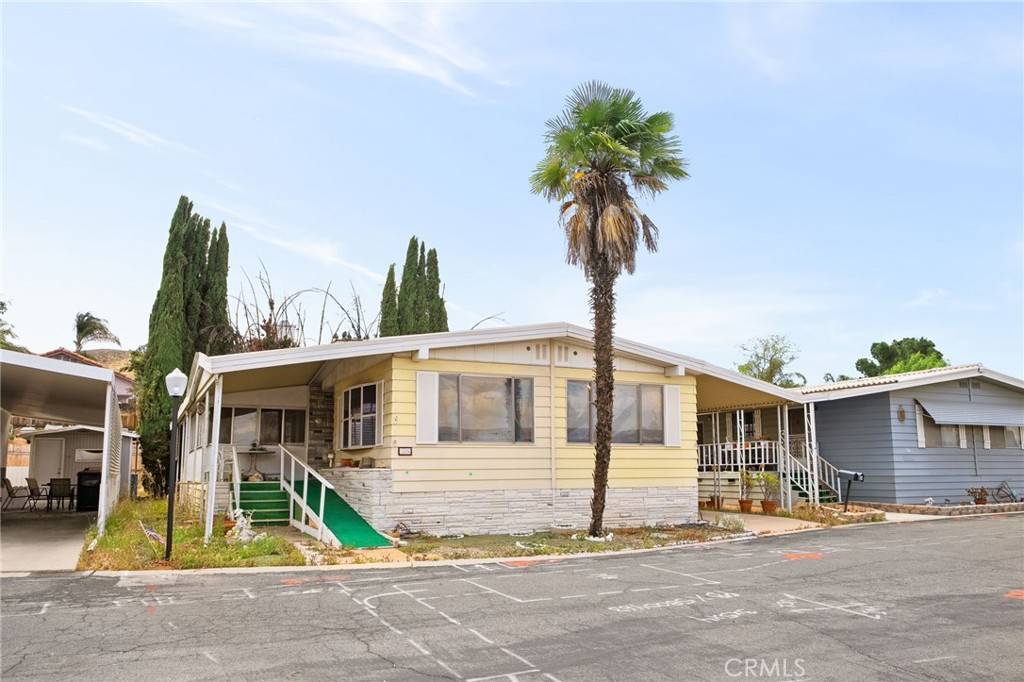 Menifee, CA 92586,27701 Murrieta RD #38