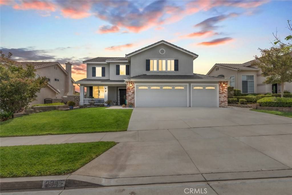Corona, CA 92881,2945 Bavaria DR