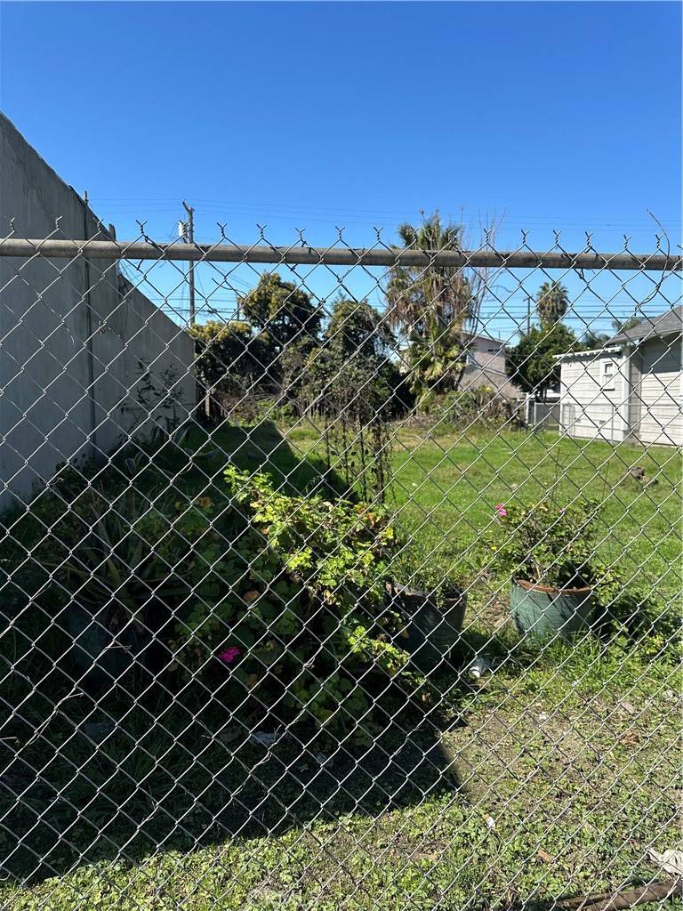 Long Beach, CA 90805,0 Atlantic AVE