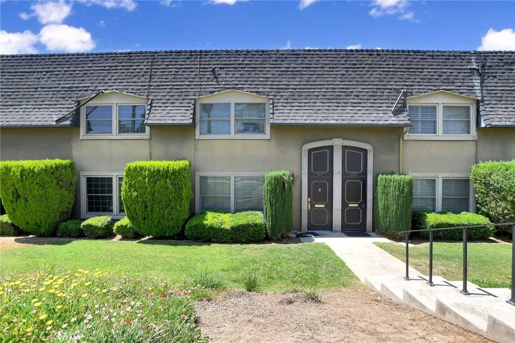 Redlands, CA 92373,101 E Cypress AVE