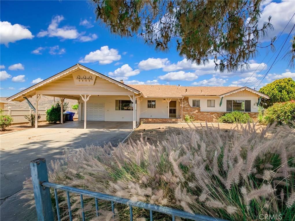 Yucaipa, CA 92399,11674 Oak LN