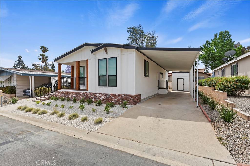 Corona, CA 92882,991 NORWICH WAY