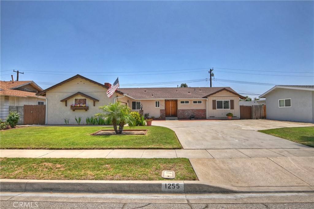 San Bernardino, CA 92404,1255 E 25th ST