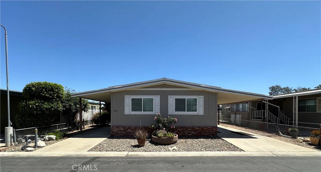 Corona, CA 92882,1387 Orangewood