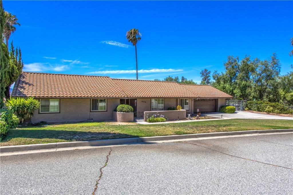 Banning, CA 92220,4256 Mockingbird LN