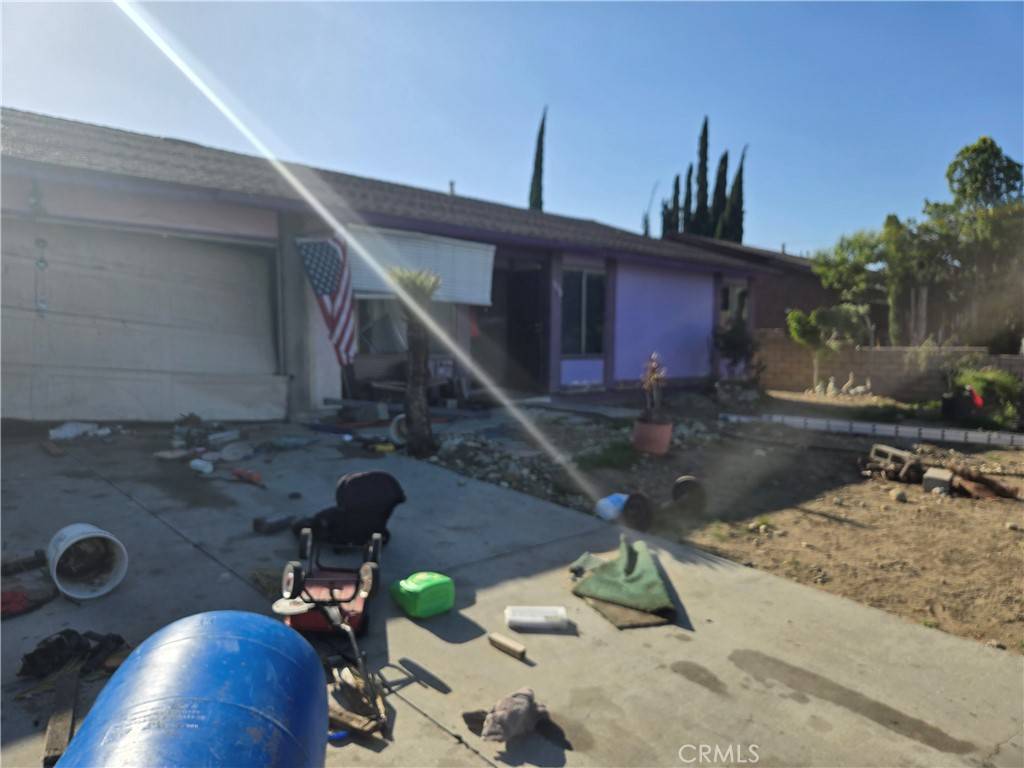 Fontana, CA 92336,7738 Encinitas