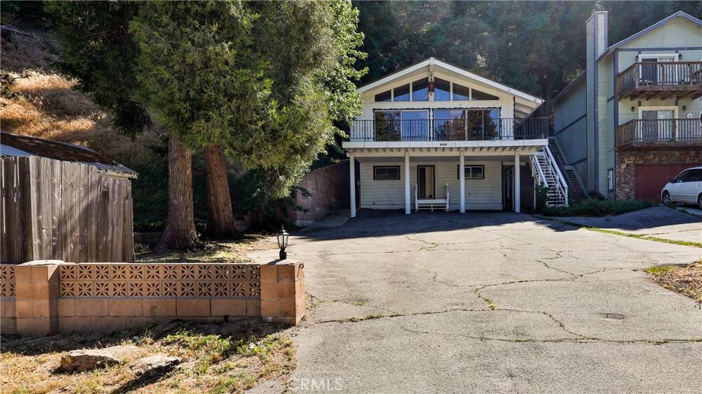 Crestline, CA 92325,24674 Lake DR