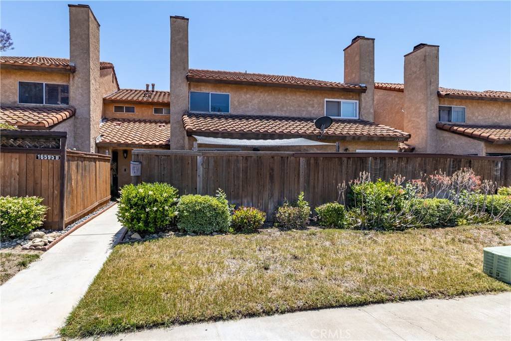 Fontana, CA 92335,16595 Terrace LN #C