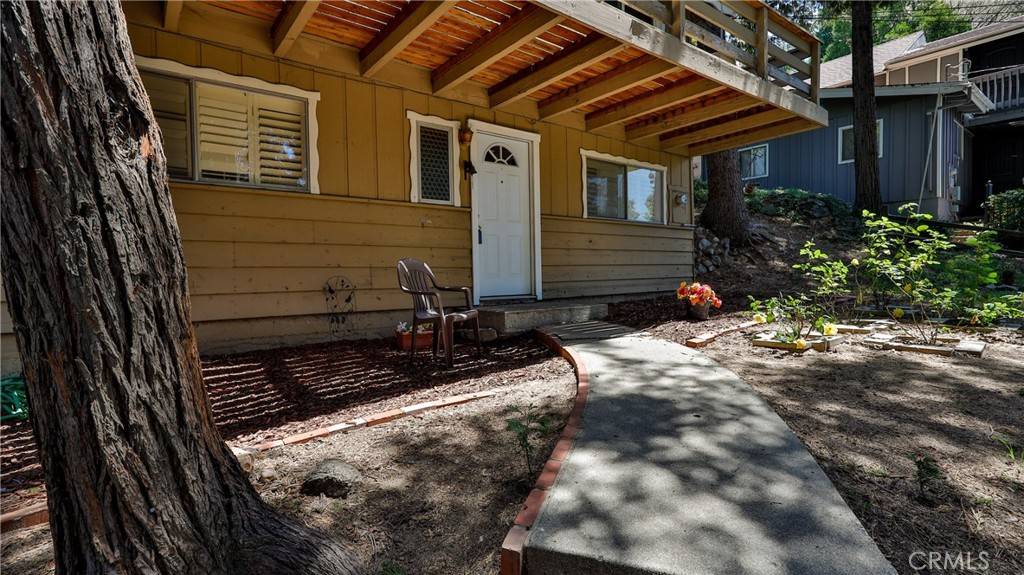 Crestline, CA 92325,486 Wylerhorn DR