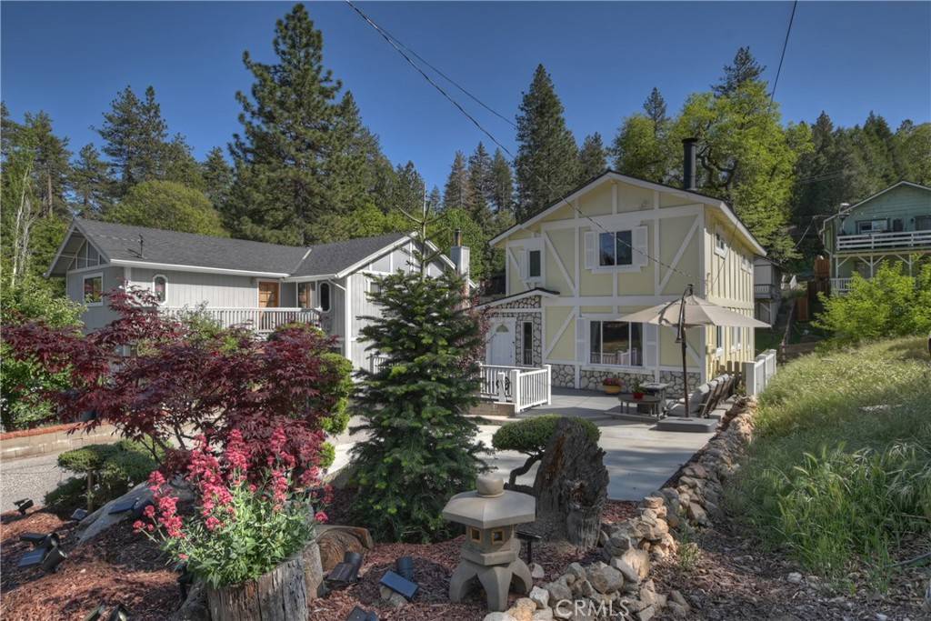 Crestline, CA 92325,22771 Fir LN