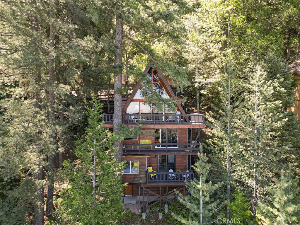 Crestline, CA 92325,24032 Skyland DR