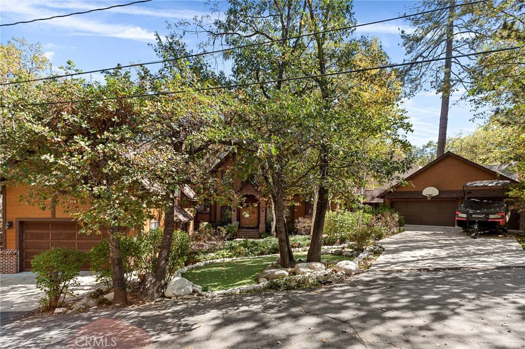 Lake Arrowhead, CA 92352,951 Osprey LN