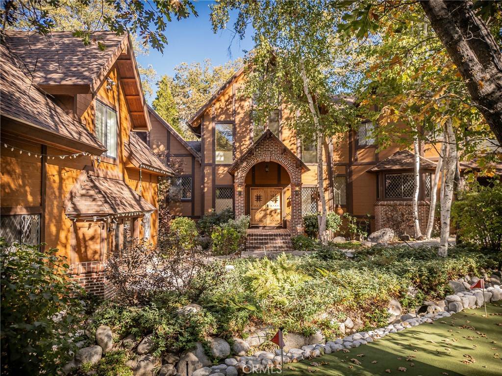 Lake Arrowhead, CA 92352,951 Osprey LN