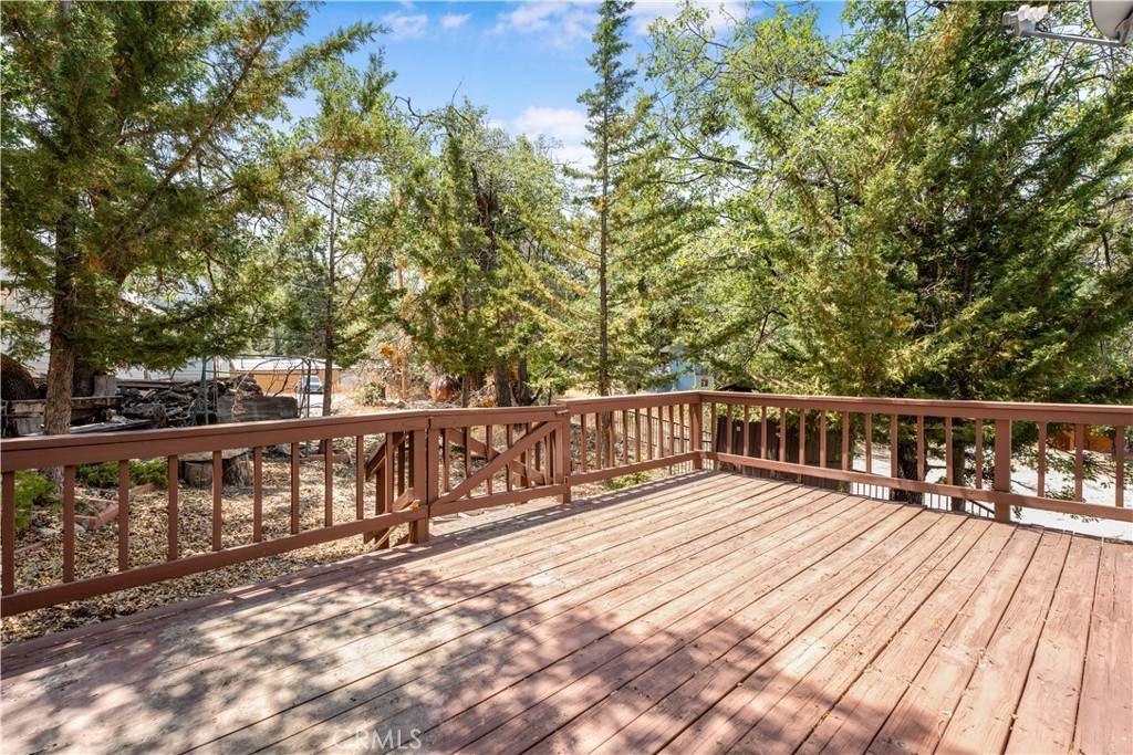 Running Springs, CA 92382,33355 Carlock DR