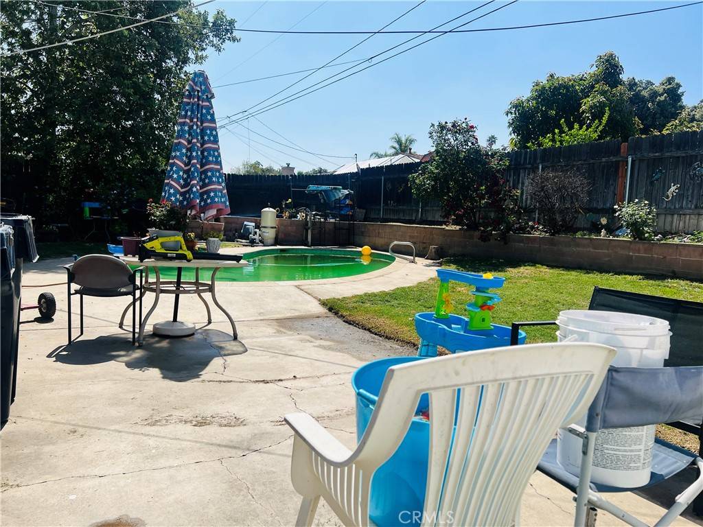 Redlands, CA 92374,122 E Pioneer AVE