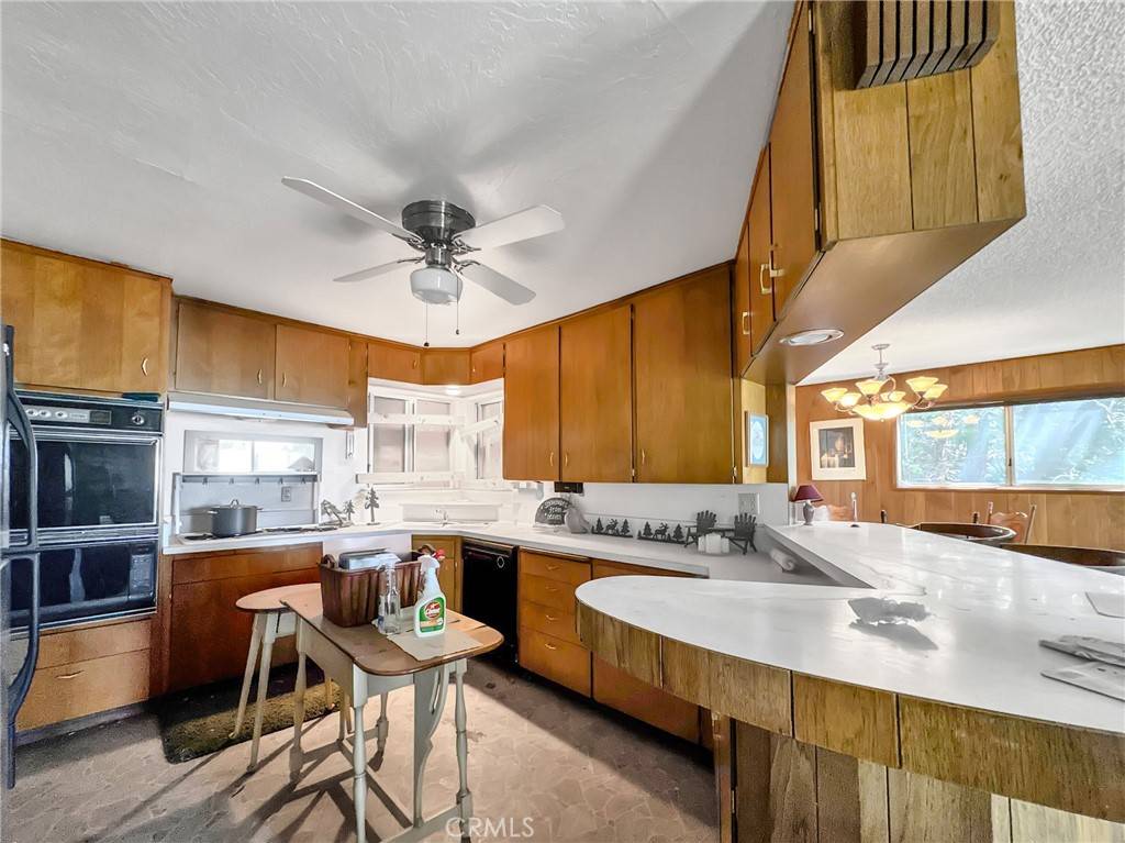 Lake Arrowhead, CA 92352,113 Fremont RD