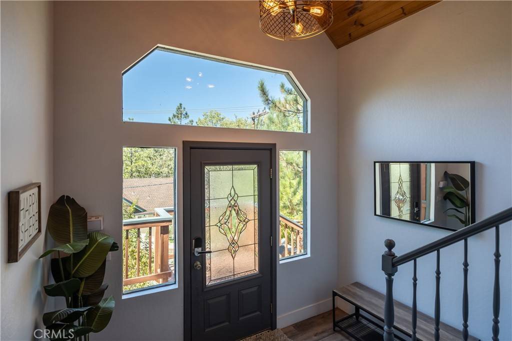 Lake Arrowhead, CA 92352,1315 Sequoia DR